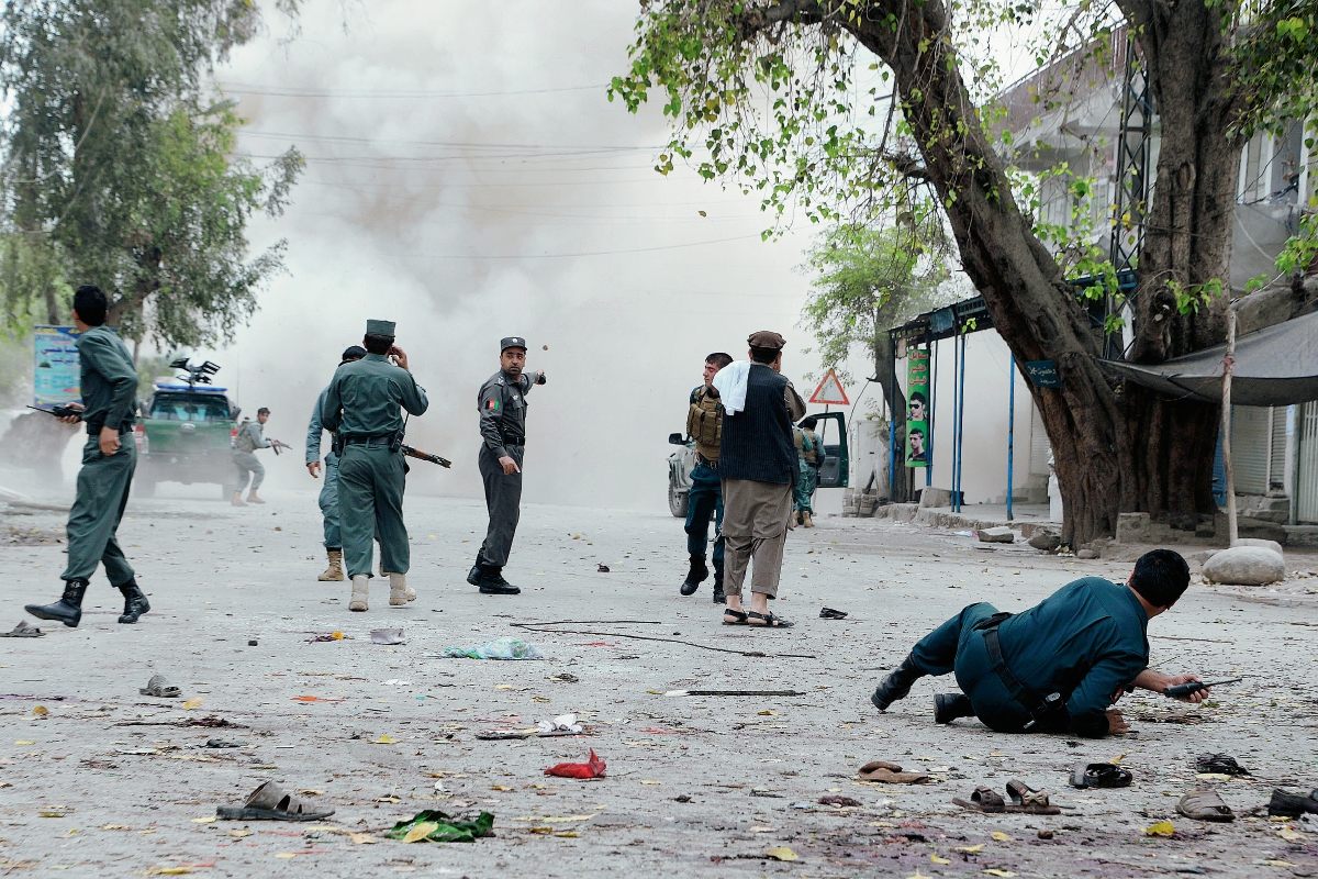 Un atacante suicida mató a 33 personas en un ataque en la ciudad oriental afgana de Jalalabad, (Foto Prensa Libre:AFP) AFP