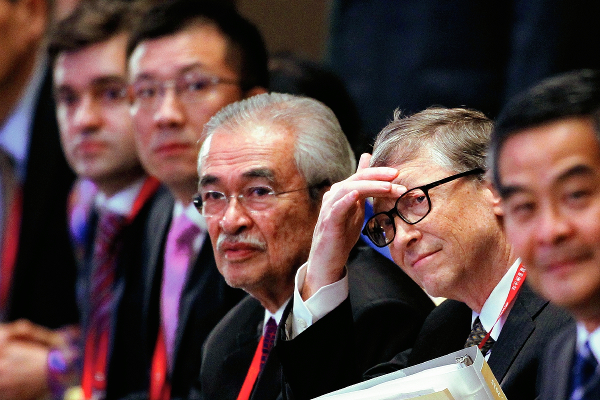 El fundador  de Microsoft, Bill Gates, participa en el foro  Boao en China. (Foto Prensa Libre: AFP)