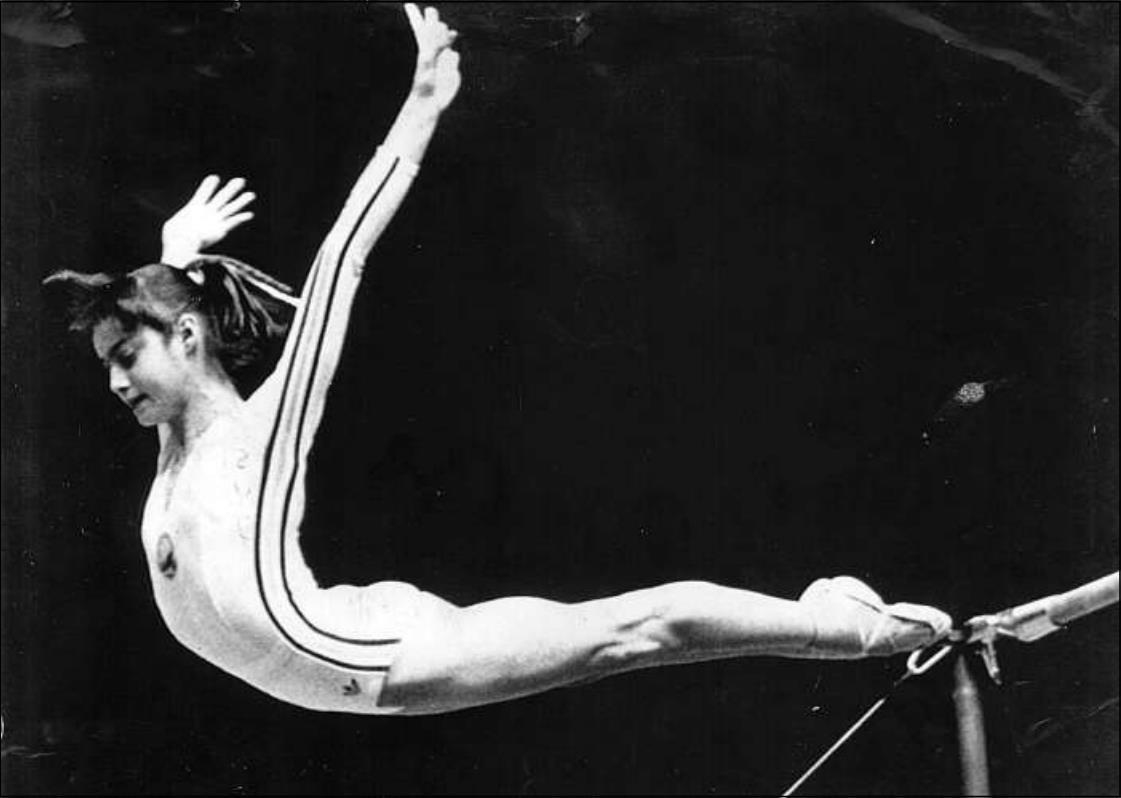 Nadia Comaneci primera gimnasta en obtener un 10 en Juegos Olímpicos. (Foto: Hemeroteca PL)