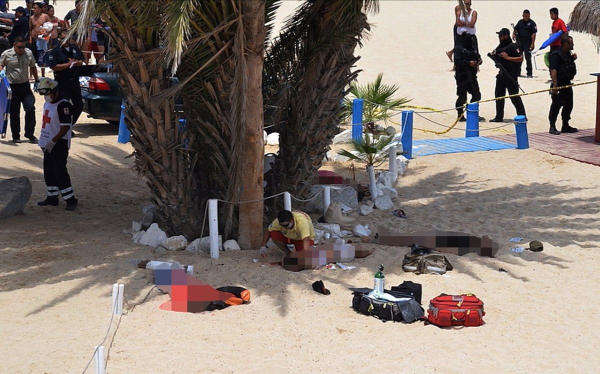 Tres personas mueren en un ataque armado en la playa mexicana de Los Cabos,estado de Baja California Sur. (Foto Prensa Libre:EFE).