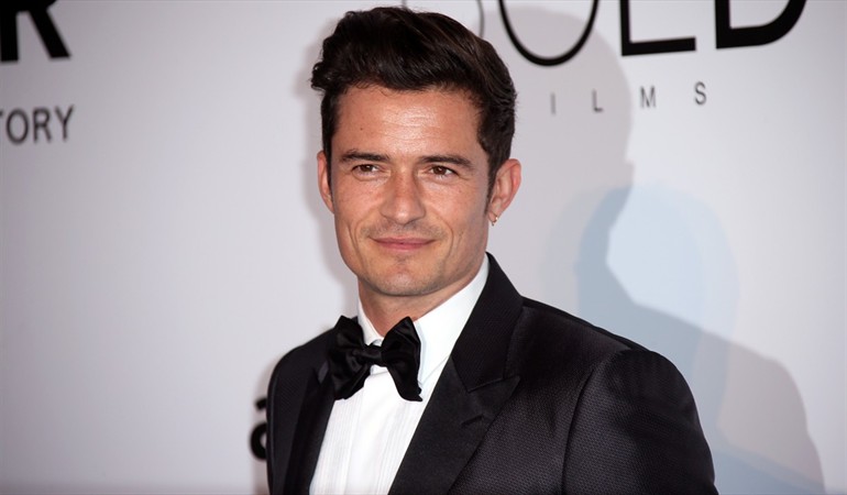 Orlando Bloom se dejó ver desnudo en las playas de Italia. (Foto Prensa Libre: AP)