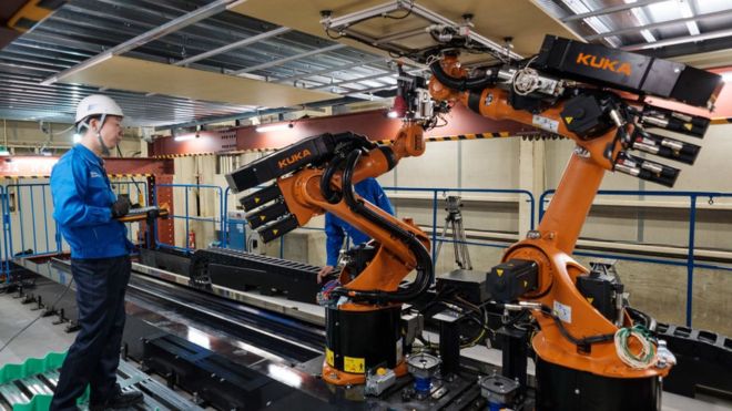 Los robots podrían volverse comunes en las construcciones, a medida que las compañías vayan reemplazando a los trabajadores que están envejeciendo. (GETTY IMAGES).