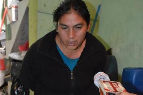 Una maestra fue capturada en un municipio de Huehuetenango, sindicada del asesinato de un vecino. (Foto Prensa Libre: Milke Castillo)<br _mce_bogus="1"/>