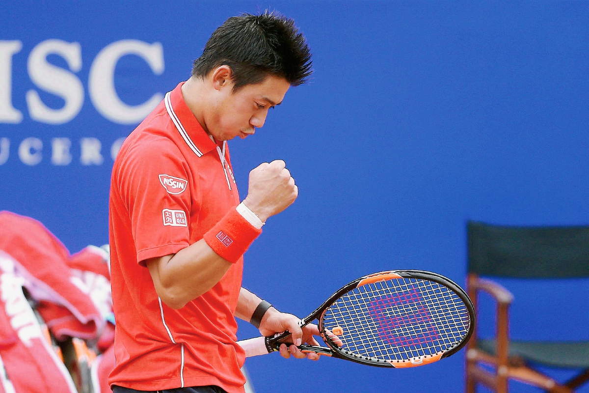 El tenista japonés muestra su alegría al finalizar el partido de semifinales. (Foto Prensa Libre: EFE)