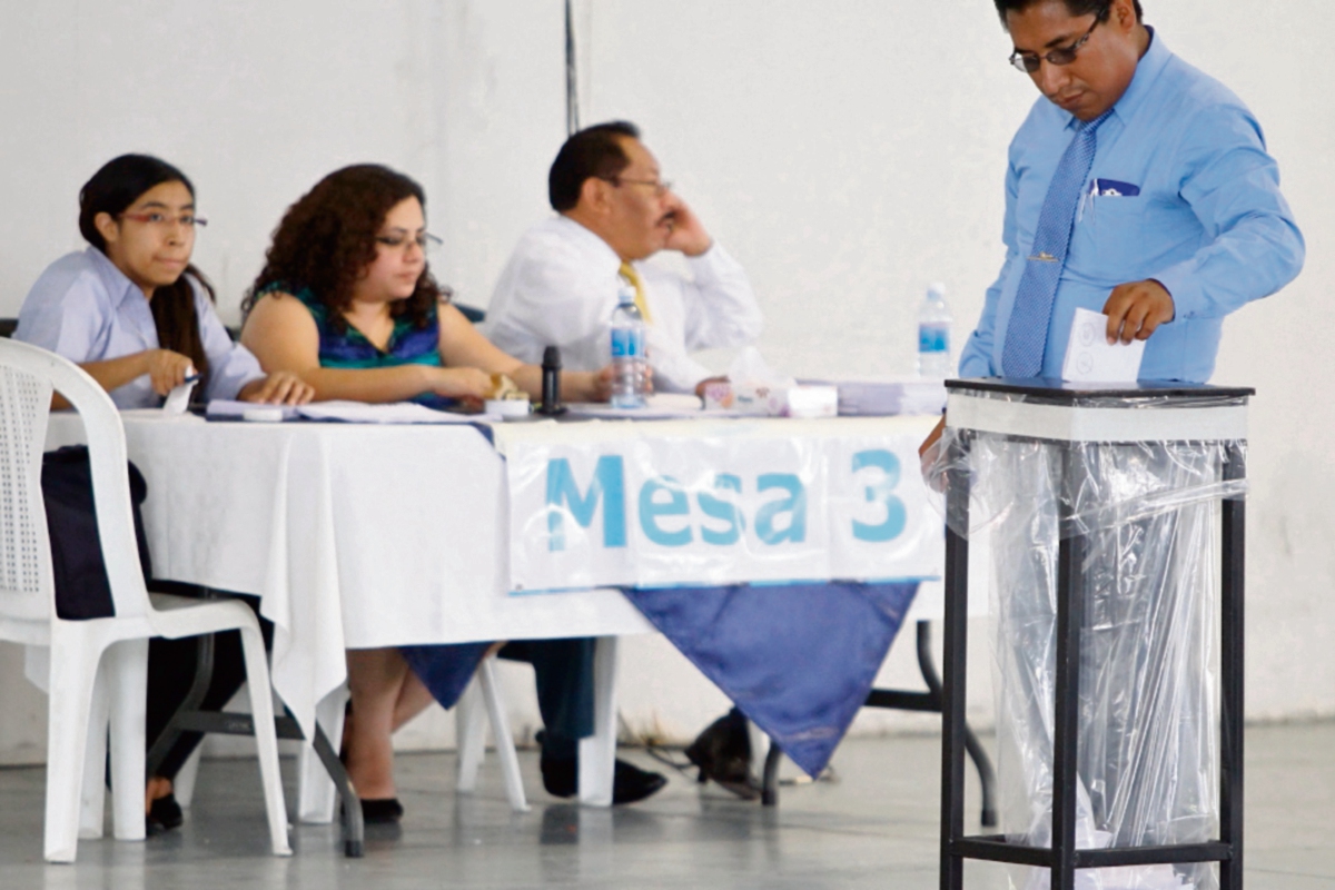 Poca afluencia de auditores hubo en la elección.