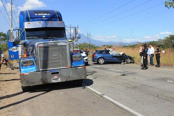 Susana Mariela Artiga de Hernández muere en percance vial. (Foto Prensa Libre: Melvin Sandoval)