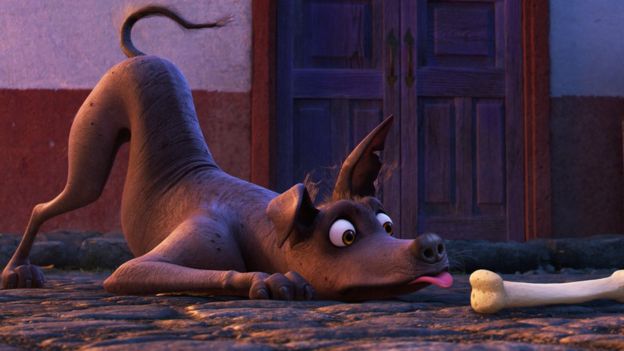 Un perro es el compañero más fiel de Miguel en su aventura por el inframundo. (Foto: Disney Pixar)