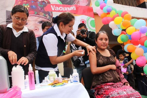 Además de niños, se vacunará a unas 80 mil mujeres.