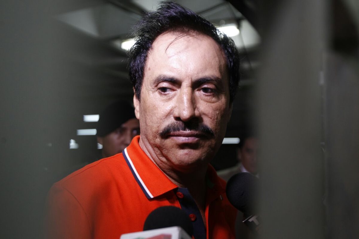 El mexicano Gilberto Rivera Amarilla, de 58 años, tiene una orden de extradicción a Estados Unidos. (Foto Prensa Libre: Paulo Raquec)