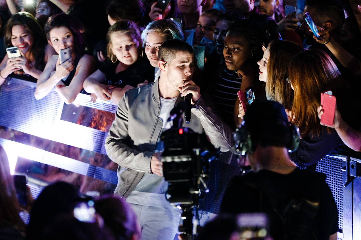 Nick Jonas actúa en los iHeartRadio Much Music Video Awards (Foto Prensa Libre: AP)