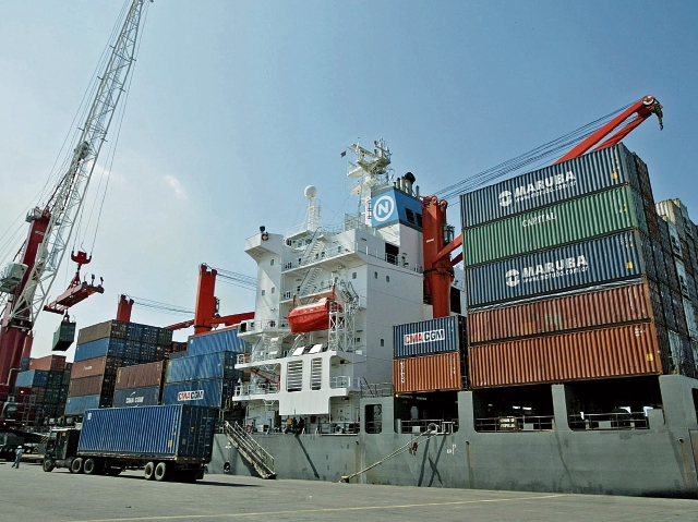 Según la Cepal, el crecimiento de Guatemala fue de 3.4 por ciento. En la política económica revisada hace una semana, el Banguat proyectó 3.2. (Foto Prensa Libre: MYNOR DE LEON)