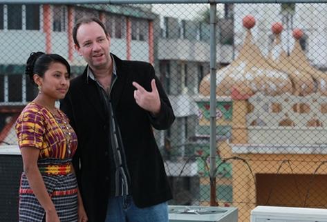 Raquel Pajoc espera poder seguir trabajando con Fernando Scheel en más música en su idioma materno. (Foto Prensa Libre: Estaurdo Paredes)