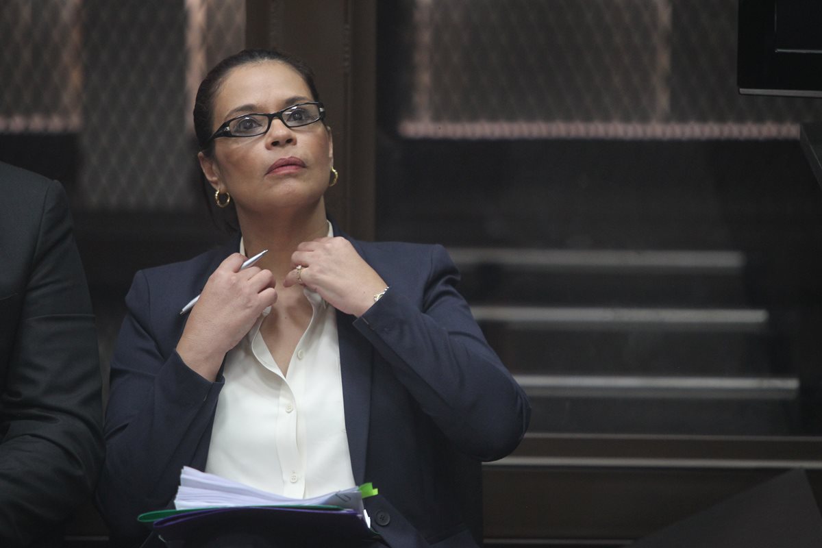 La exvicepresidenta Roxana Baldetti pasará la Navidad en familia. (Foto Prensa Libre: Hemeroteca PL)