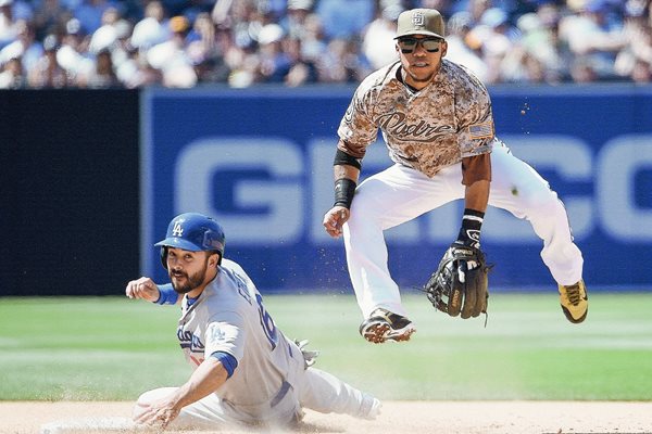 En un entretenido juego los Dodgers cayeron (Foto Prensa Libre: AFP)