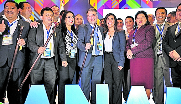 Edwin Escobar cuando fue reelecto presidente de la Anam, en enero pasado. (Foto Prensa Libre: Hemeroteca PL).