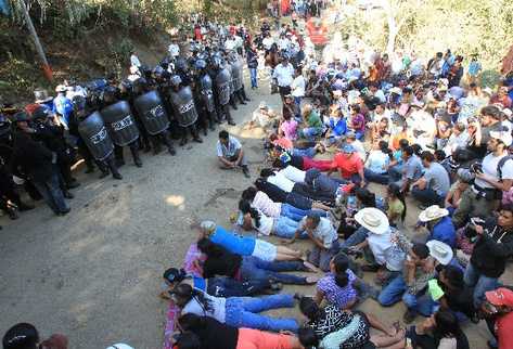 La minería ha generado conflictos como en    San José El Golfo y San Pedro Ayampuc.