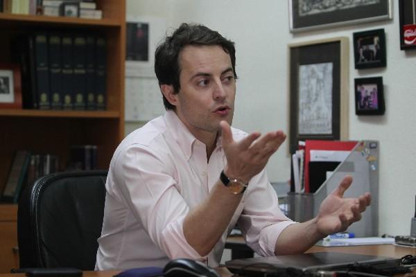 Halvorrsen Mendoza es director de la Human Rights Foundation, que defiende los derechos humanos (Foto Prensa Libre: Érick Ávila).<br _mce_bogus="1"/>