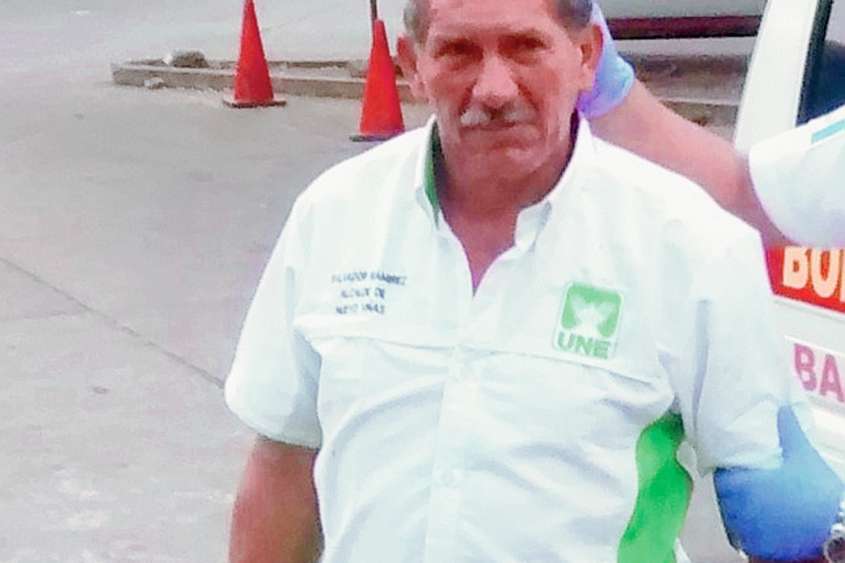 Salvador Ramírez fue atendido en el Hospital Regional de Cuilapa. (Foto Prensa Libre: Oswaldo Cardona)