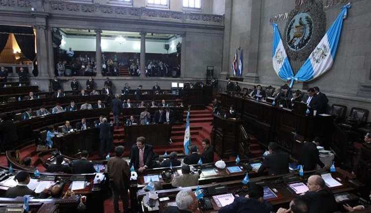 Las reformas a la Ley Electoral se discutirán mañana en una sesión plenaria dispuesta exclusivamente para el tema. (Foto Prensa Libre: Hemeroteca PL)