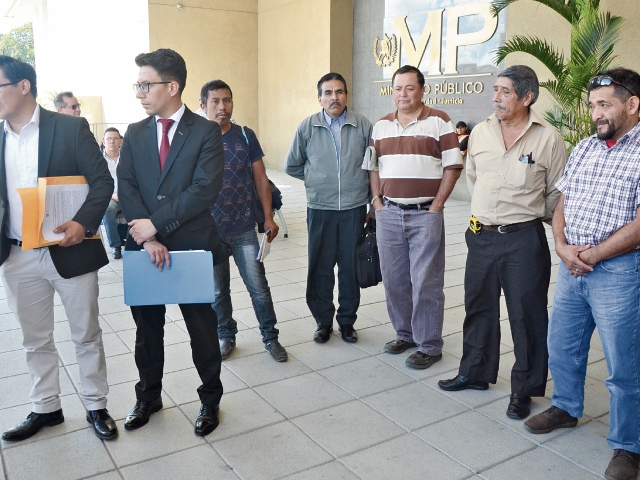 Pobladores de Tectitán, Huehuetenango, denunciaron el miércoles último a su alcalde en el Ministerio Público, porque no brinda información de su gestión. (Foto Prensa Libre: HemerotecaPL)