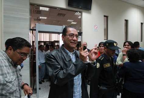 Rubén Herrera quedó en libertad, al cerrarse de manera provisional su caso, por los disturbios en Santa Cruz Barillas. (Foto Prensa Libre: Estuardo Paredes)