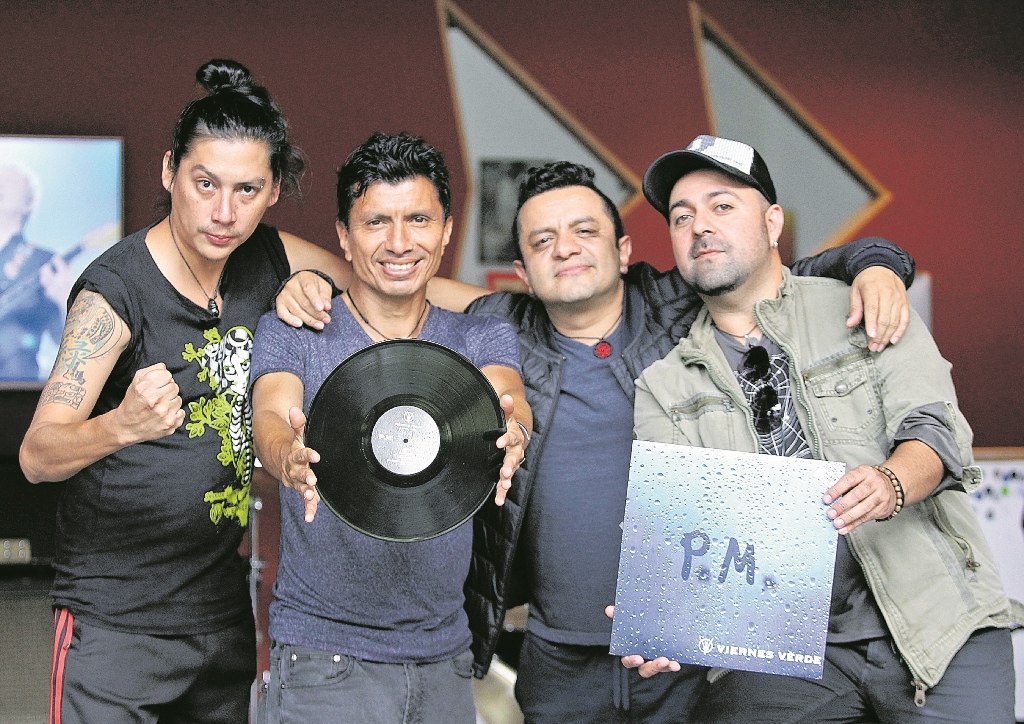 La banda Viernes Verde promociona su reciente producción discográfica. (Foto Prensa Libre: Keneth Cruz)