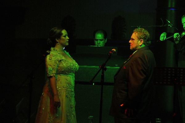 Luis Felipe Girón May en el concierto benéfico realizado la semana anterior en Guatemala. (Foto Prensa Libre: Axel Vicente)<br _mce_bogus="1"/>