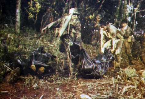 La masacre de El Aguacate  resurge con la captura del presunto responsable de haber ordenado la muerte de 21 aldeanos y un guerrillero, en noviembre de 1988, cuyos cuerpos levantan soldados.