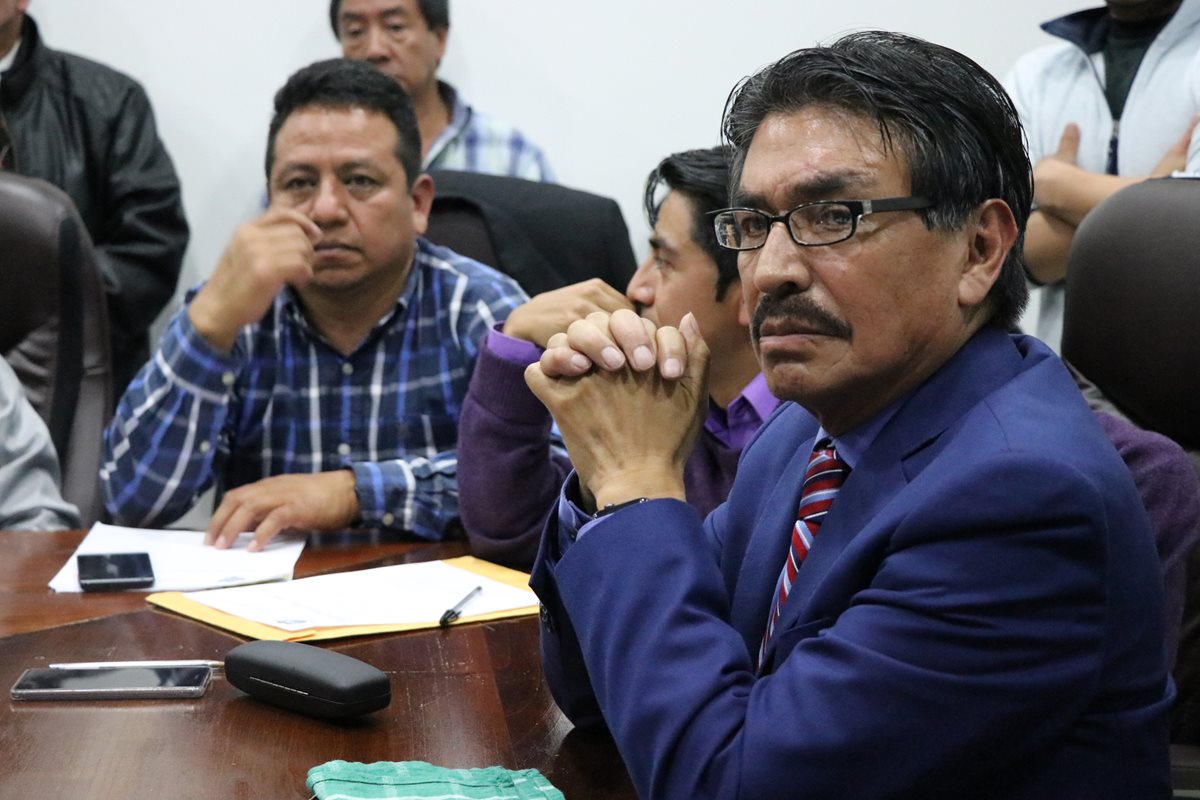 El alcalde Carlos Bautista e integrantes del Concejo fueron denunciados. (Foto Prensa Libre: Whitmer Barrera)