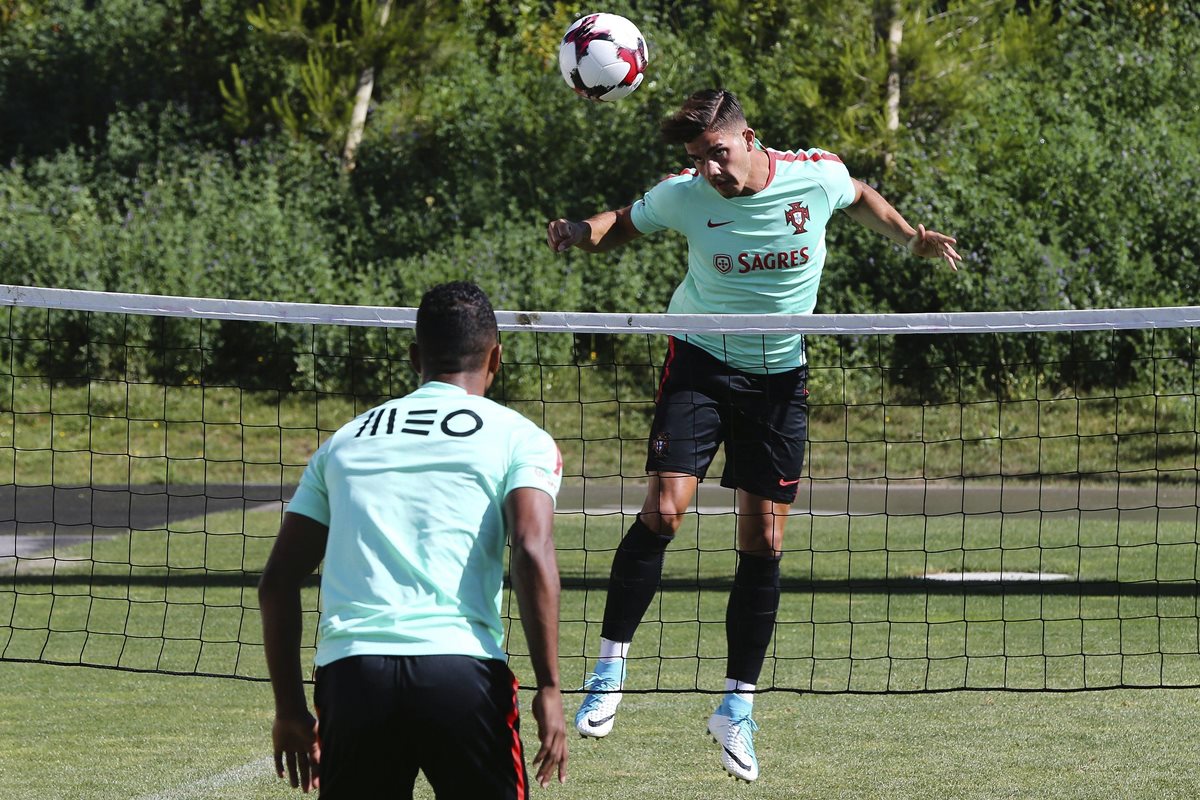 André Silva es parte de la selección de Portugal y jugará la próxima temporada con el Milán. (Foto Prensa Libre: EFE)