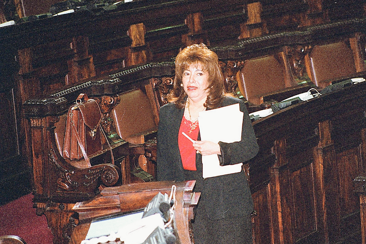 Anabella de León, cuando era diputada del PAN, en el 2000. (Foto: Hemeroteca PL)