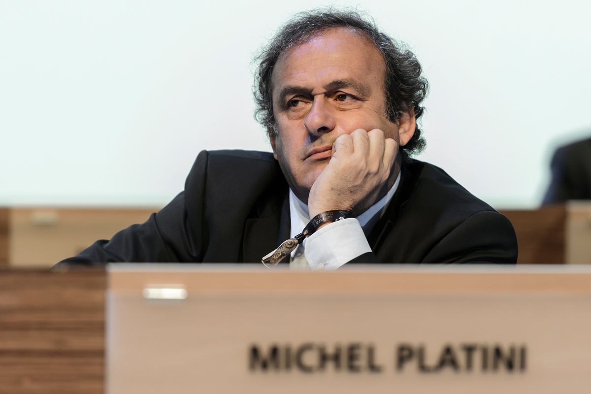 Michel Platini dimitió como presidente de la UEFA. (Foto Prensa Libre: AFP)