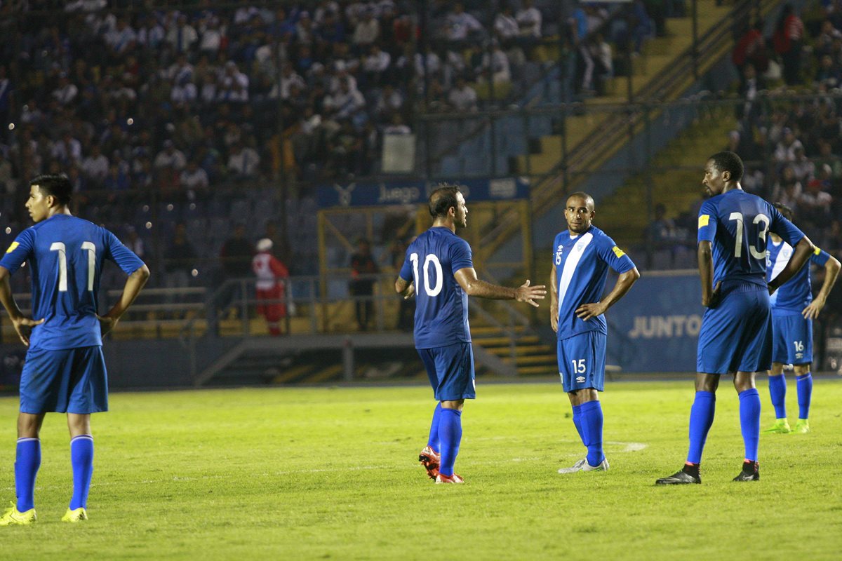 Guatemala no pudo concretar las únicas opciones de gol que tuvo y pagó las consecuencias. (Foto Prensa Libre: Jesús Cuque)