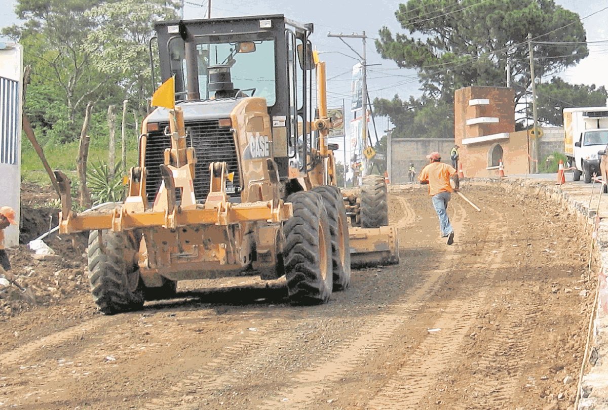La adjudicación de trabajos en estas semanas para la recuperación vial podrían ayudar a acelerar la ejecución presupuestaria. (Foto Prensa Libre: HemerotecaPL)