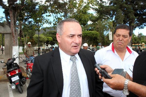 Alcalde ÉLmer Guerra, de la cabecera de Jalapa, enfrenta otros siete antejuicios, uno de estos por supuesto  lavado de dinero.
