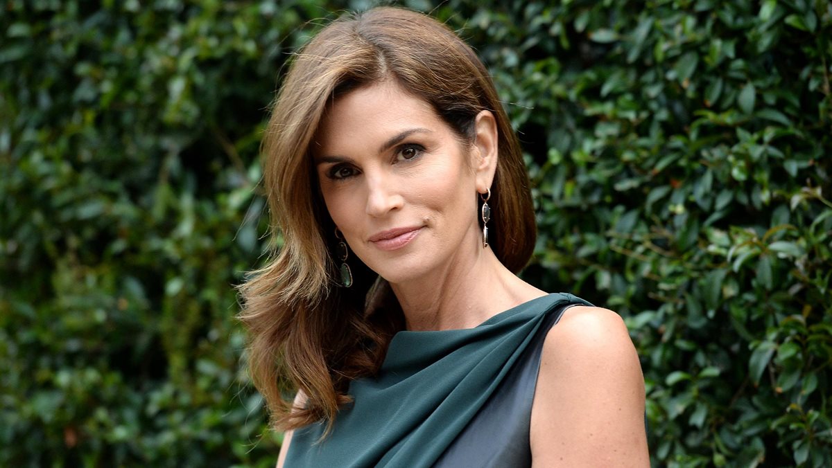 La modelo Cindy Crawford trabaja en una serie de TV. (Foto Prensa Libre: AP)