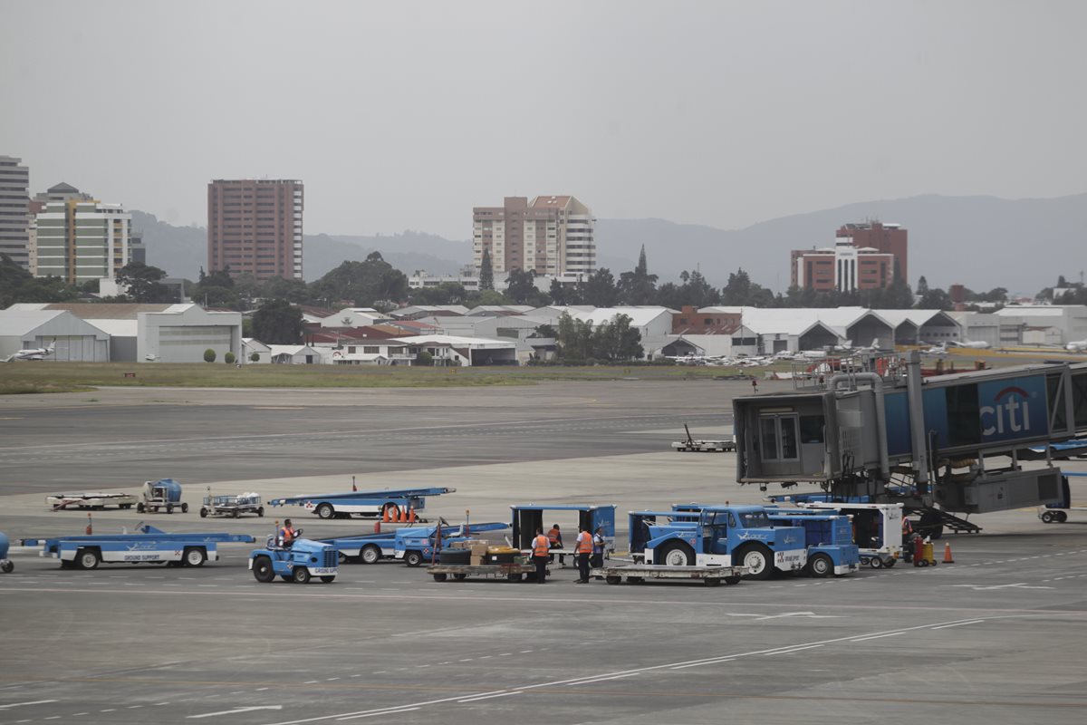El TSE busca la contratación de transporte aéreo durante el proceso electoral. (Foto Prensa Libre: Hemeroteca PL)