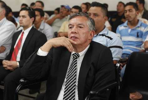 Víctor Hugo Soto Diéguez, exjefe de la PNC, escucha la sentencia condenatoria que le impuso el Tribunal Primero B de Mayor Riesgo.