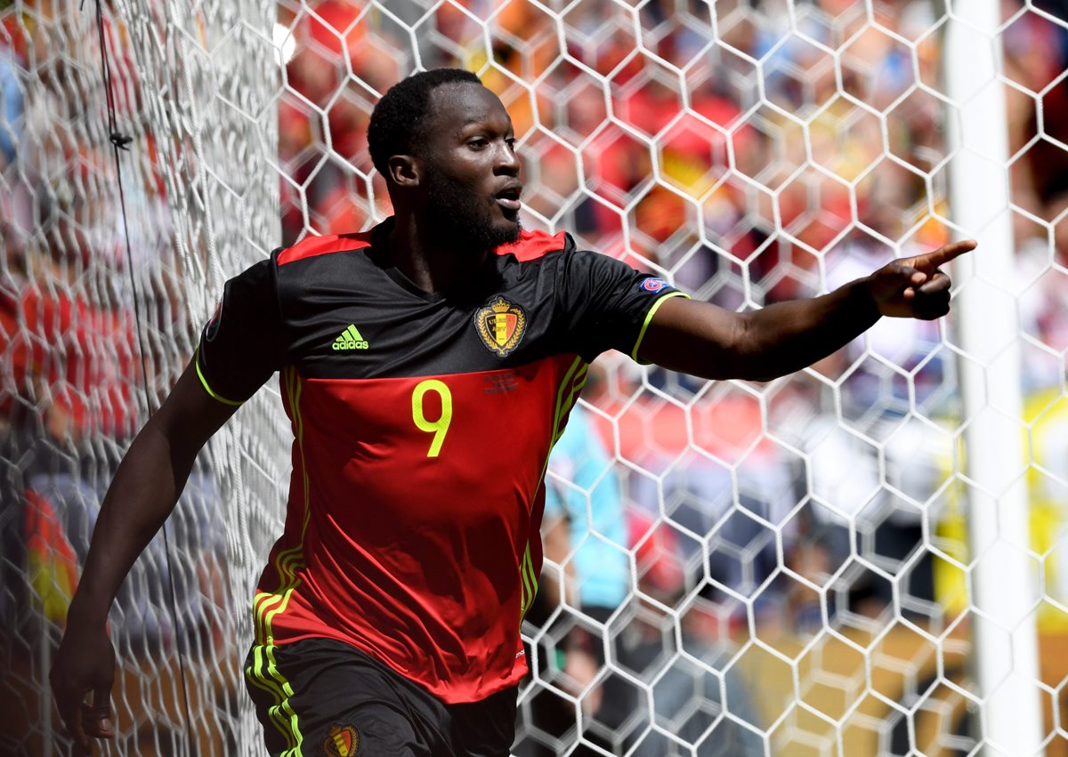 Romelu Lukaku se lució en el triunfo de Bélgica en la Eurocopa. (Foto Prensa Libre: EFE)
