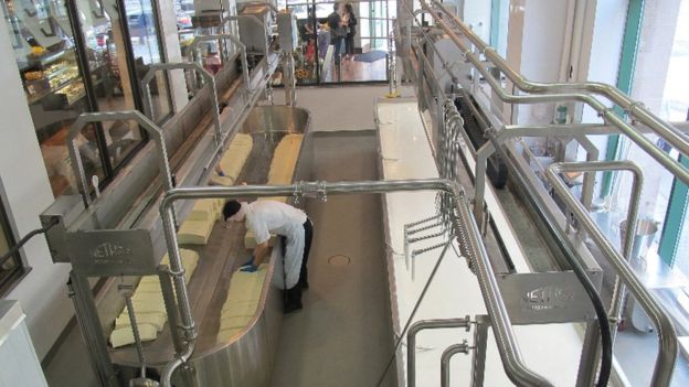En esta planta de producción de queso en pleno Manhattan, el vapor es un elemento clave (Foto: Beecher's)