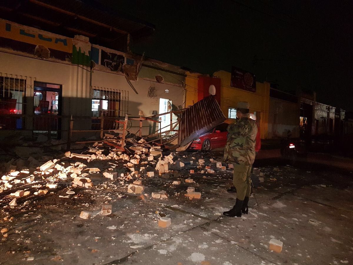 Se reportaron daños moderados en viviendas en el suroccidente del país, así como algunos derrumbes en carreteras, indicó la agencia. (Foto Prensa Libre)