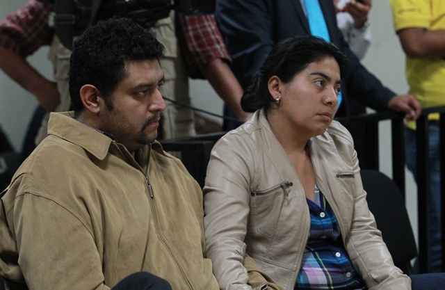 Carlos Aldana y Gabriela Fuentes, padres de Edward Alexander. (Foto Prensa Libre: Hemeroteca PL)