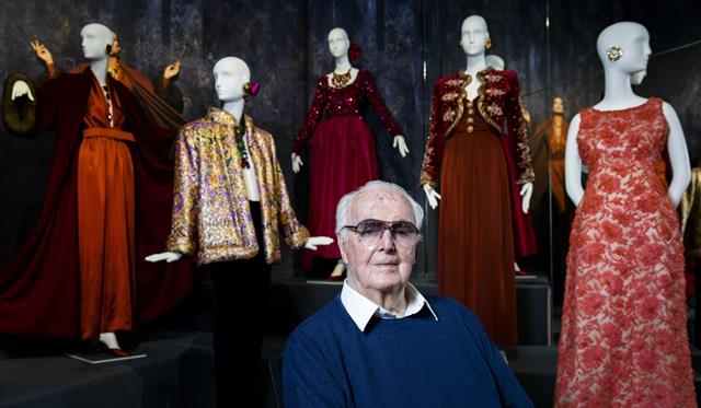 El diseñador de moda francés Hubert de Givenchy falleció a los 91 años. (Foto Prensa Libre: EFE)