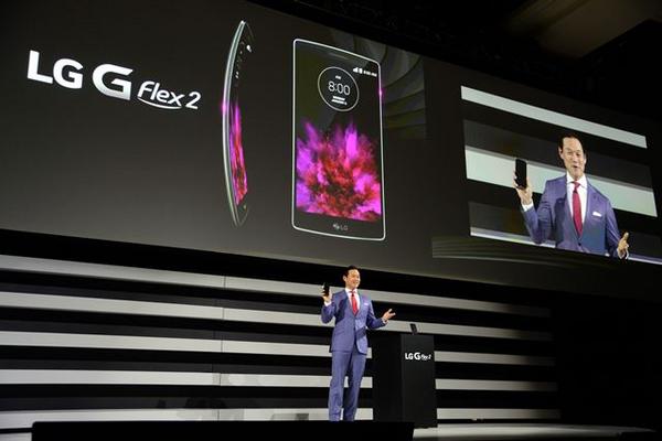 El LG G Flex 2 tiene una pantalla de 5.5 pulgadas (Foto Prena Libre: EFE).