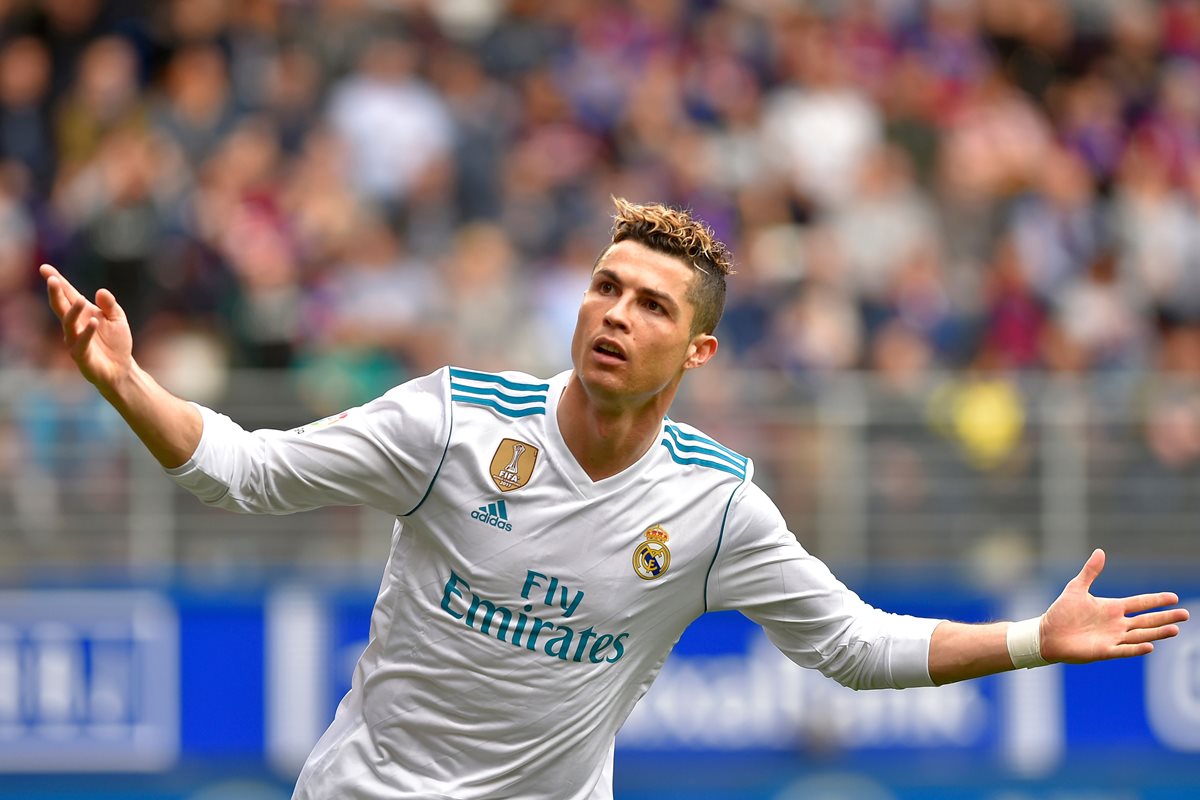 A sus 33 años, Cristiano Ronaldo sigue siendo el máximo referente del Real Madrid en todas las competencias. (Foto Prensa Libre: AFP)