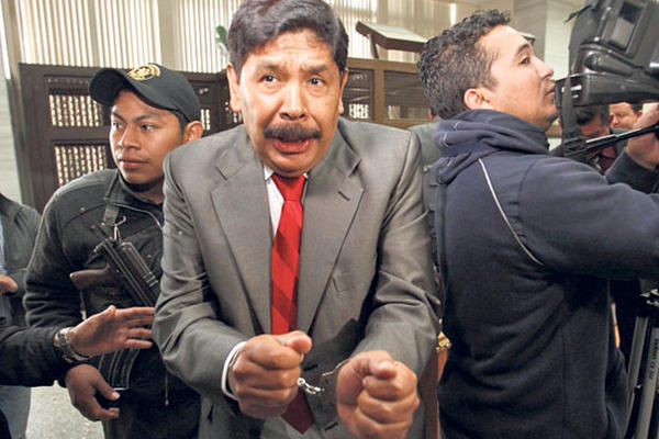 El alcalde de Antigua Guatemala, Sacatepéquez, Adolfo Vivar, es procesado desde hace 28 meses.