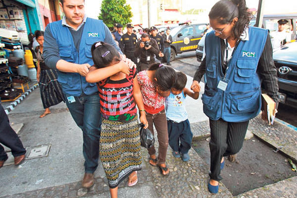 En septiembre recién pasado, se logró la liberación de más de 50 menores explotados. Los infantes permanecían en un albergue en la zona 1.