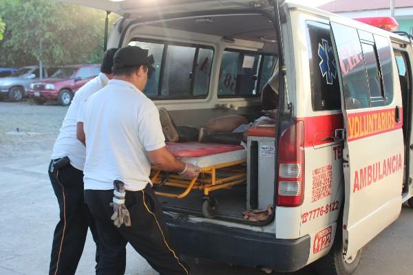 bomberos trasladan a Saj al Hospital Regional.