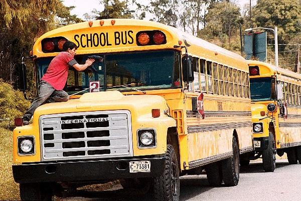 Unos 250 buses escolares se revisarán por PMT de Villa Canales con el acompañamiento de la Procuraduría de Derechos Humanos. (Foto, Prensa Libre: Archivo).