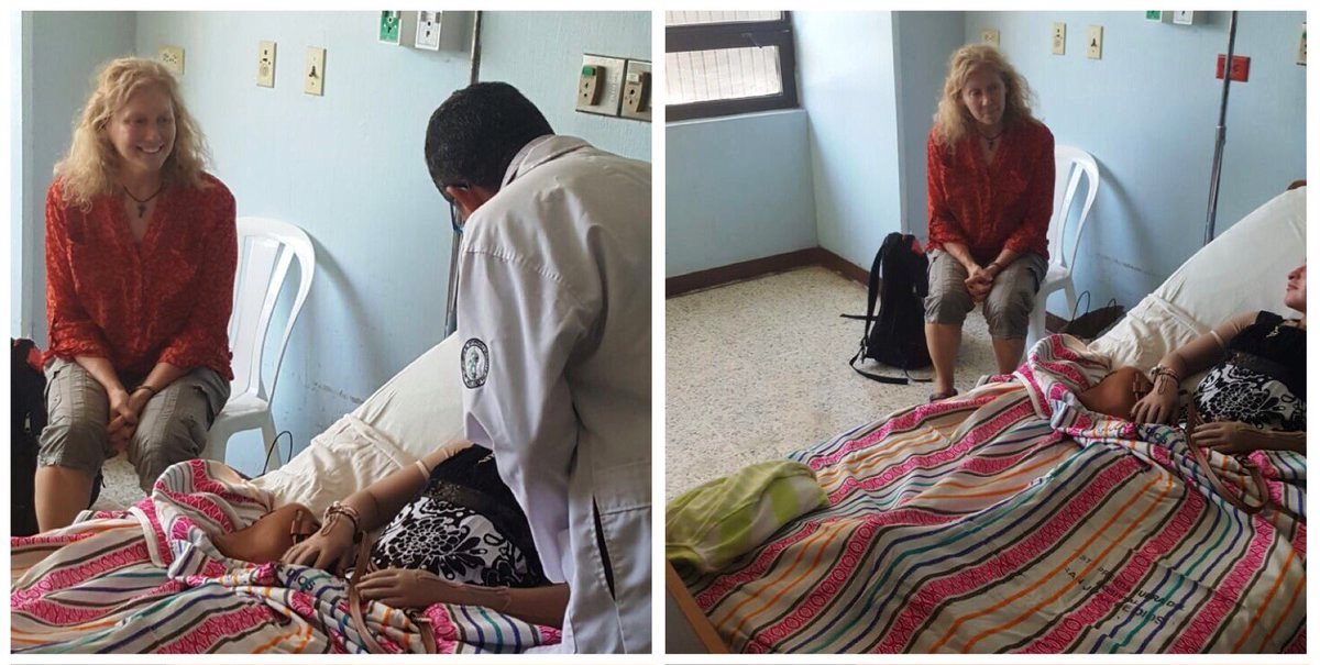 La médica, Tracy Geboury del Hospital Infantil Shriners de Cincinnati,  acompaña a un víctima del  Hogar Seguro. (Foto Prensa Libre: @HospigenGT)